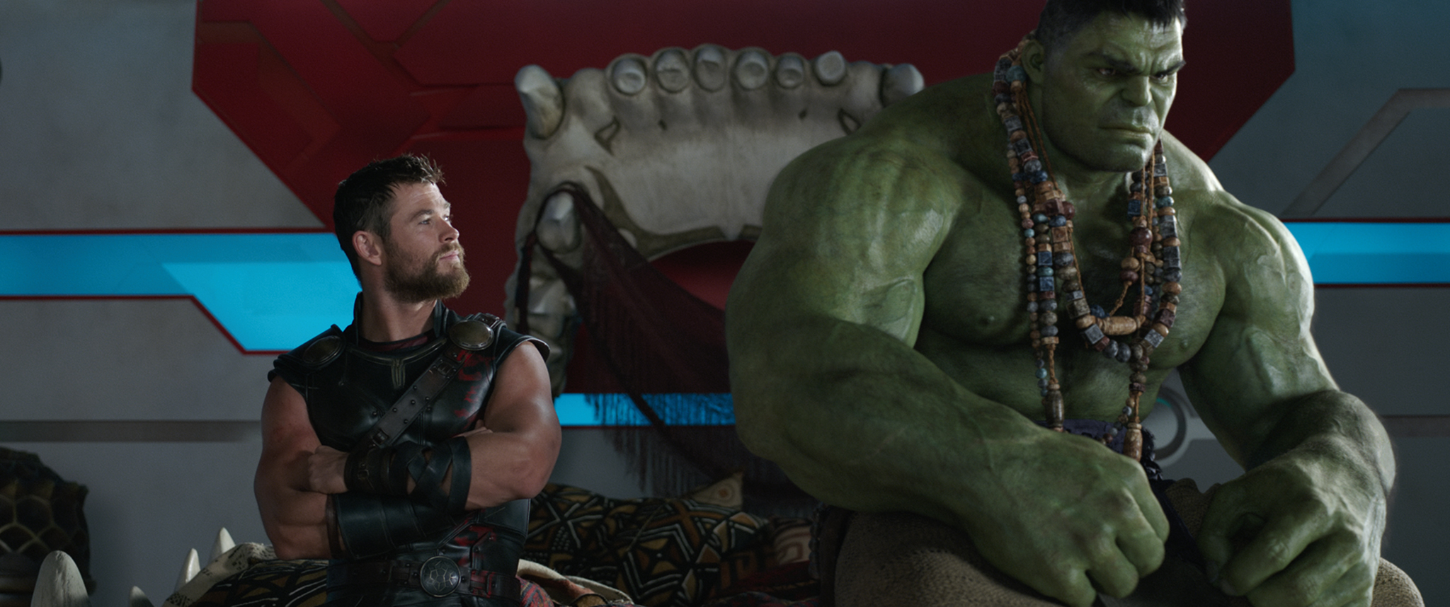 thor-ragnarok-chris-hemsworth-mark-ruffalo-foto-dal-film-3