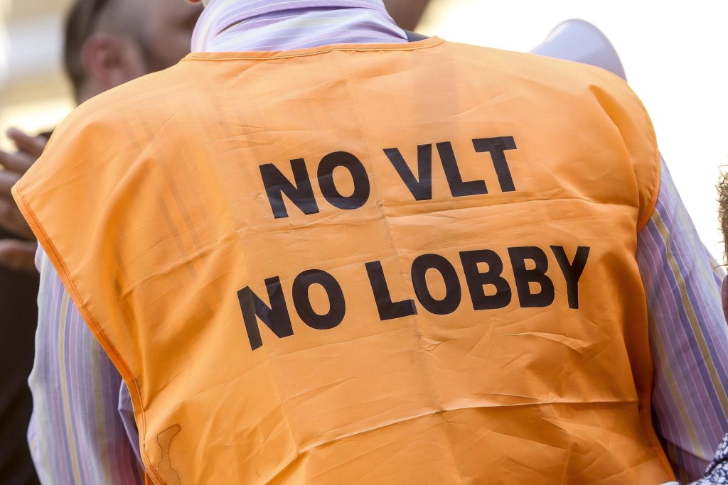 Manifestazione organizzata dai gestori delle slot machine