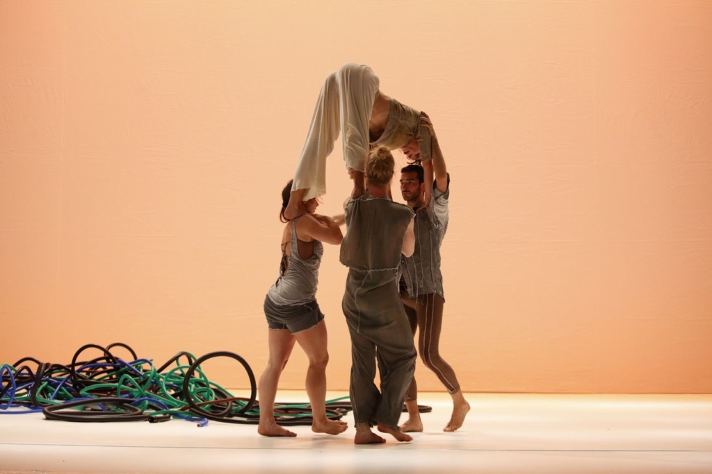 compagnia-simona-bertozzi-nexus-joie-de-vivre-photo-luca-del-pia-_14