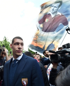 Andrea Belotti, capitano del Torino FC, durante la commemorazione per il 70° anniversario delle vittime del Grande Torino presso la basilica di Superga, Torino.