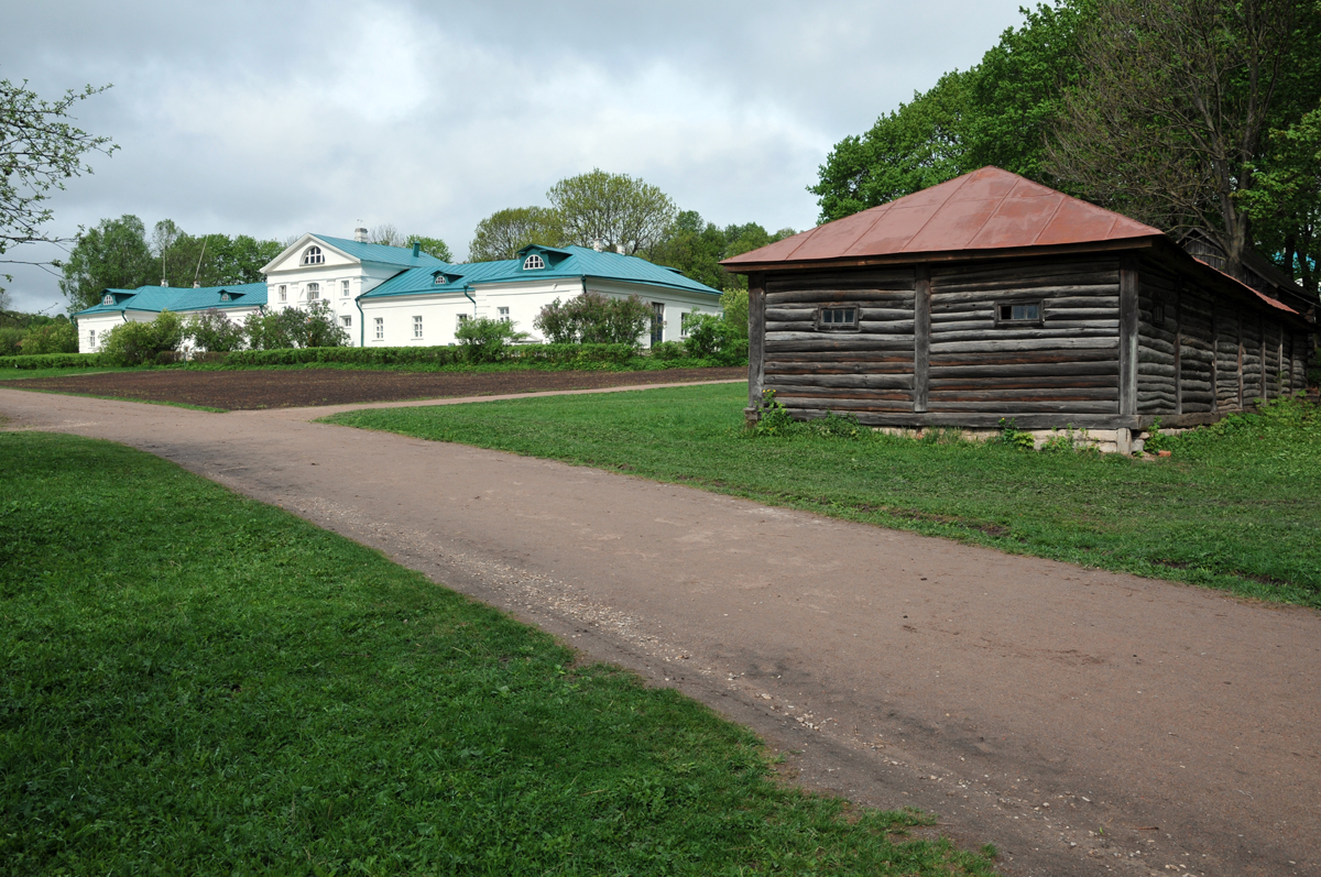 casa_volkonskaja_jasnaja_poljana_tolstoj