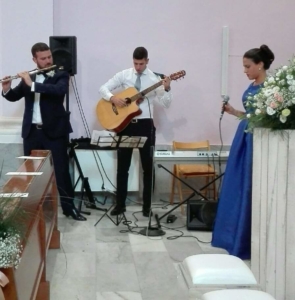 fabrizio-emanuele-al-centro-e-francesca