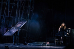 cladio-di-palma-e-marina-sorrenti-in-edipo-a-colono-regia-di-rimas-tuminas-1-min