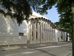 1280px-teatro_due_parma_-_facciata_2_2019-06-10
