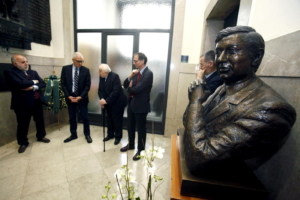 Foto LaPresse - Mourad Balti Touati - Milano, la commemorazione di Walter Tobagi nella sede del Corriere della Sera in via Solferino Nella foto: la commemorazione in via Solferino