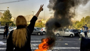 Iran: Donna, vita, libertà