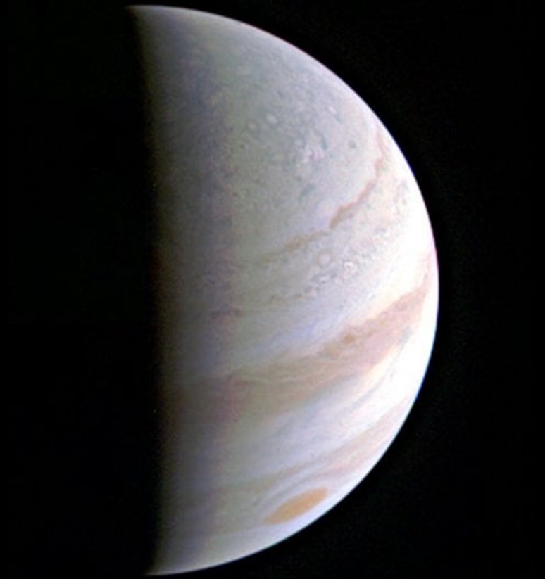 Giove ripreso dalla sonda Juno