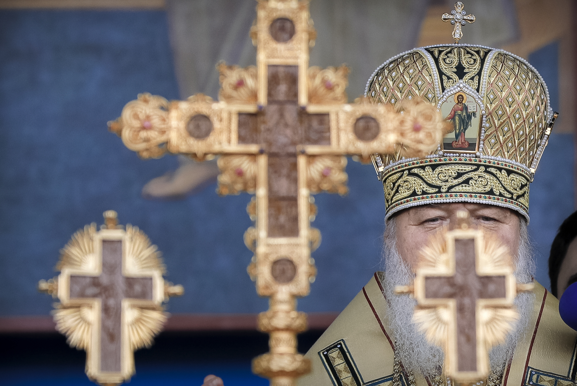 The head of the Russian Orthodox Church Patriarch Kirill takes part in a religious service in Bucharest, Romania, Friday, Oct. 27, 2017. Russian Orthodox patriarch of Moscow Kirill is in Romania in the first visit by the head of the powerful Russian church since communism ended. (AP Photo/Vadim Ghirda)