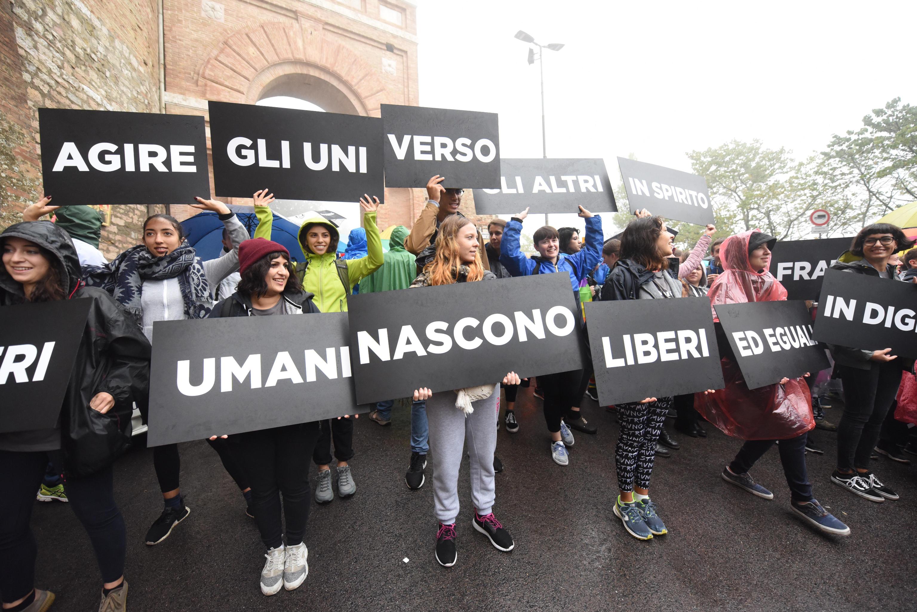 Participants at the ?March for Peace? from Perugia to Assisi, Italy, 07 October 2018.
ANSA/MATTEO CROCCHIONI