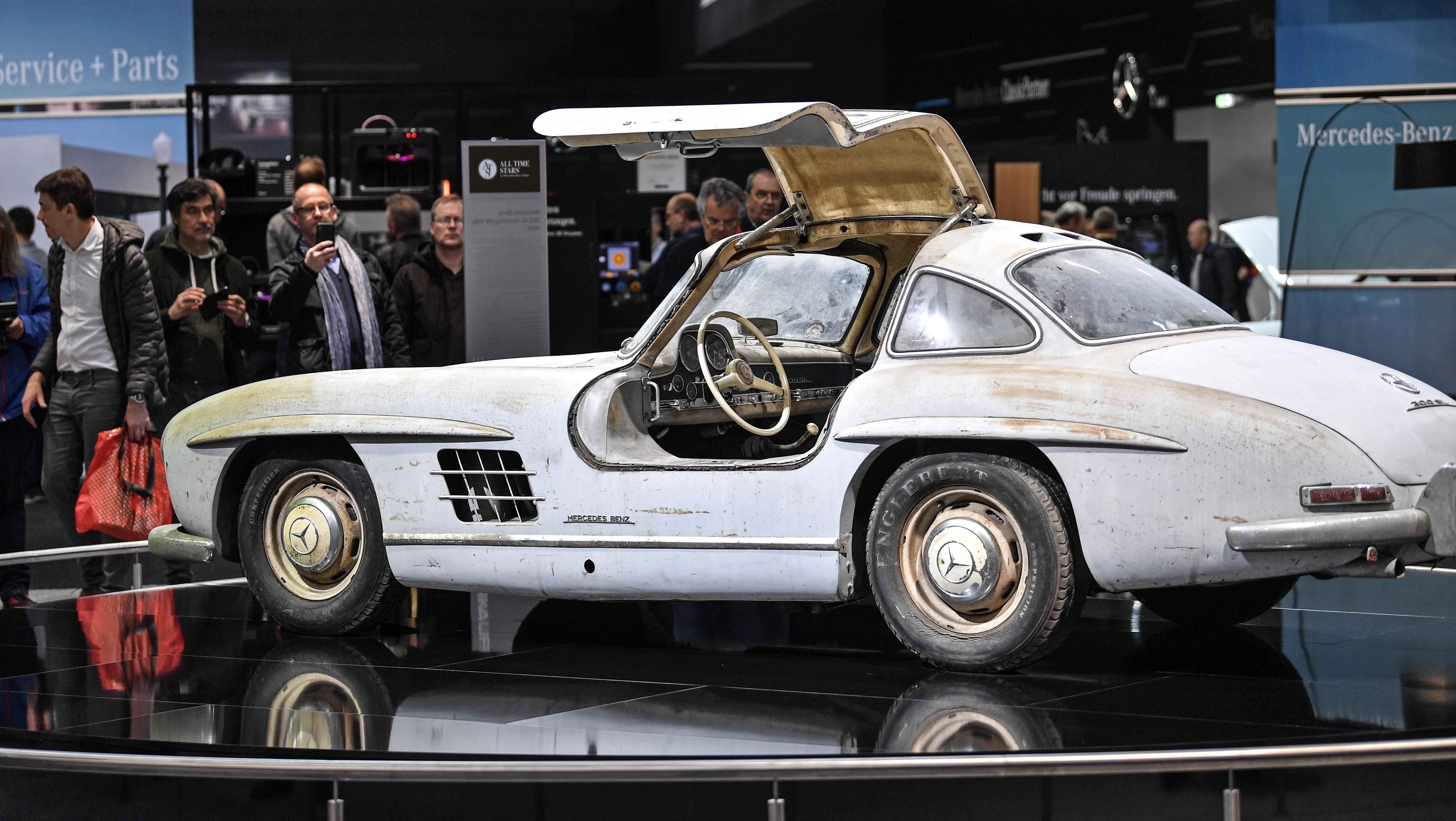 A Mercedes Benz 300 SL Gullwing from 1954 is displayed at the World Show for Vintage, Classic and Prestige Automobiles Techno-Classica in Essen, Germany, Friday, April 12, 2019. The old-timer was found 2018 in a garage in Florida, USA. (AP Photo/Martin Meissner)
