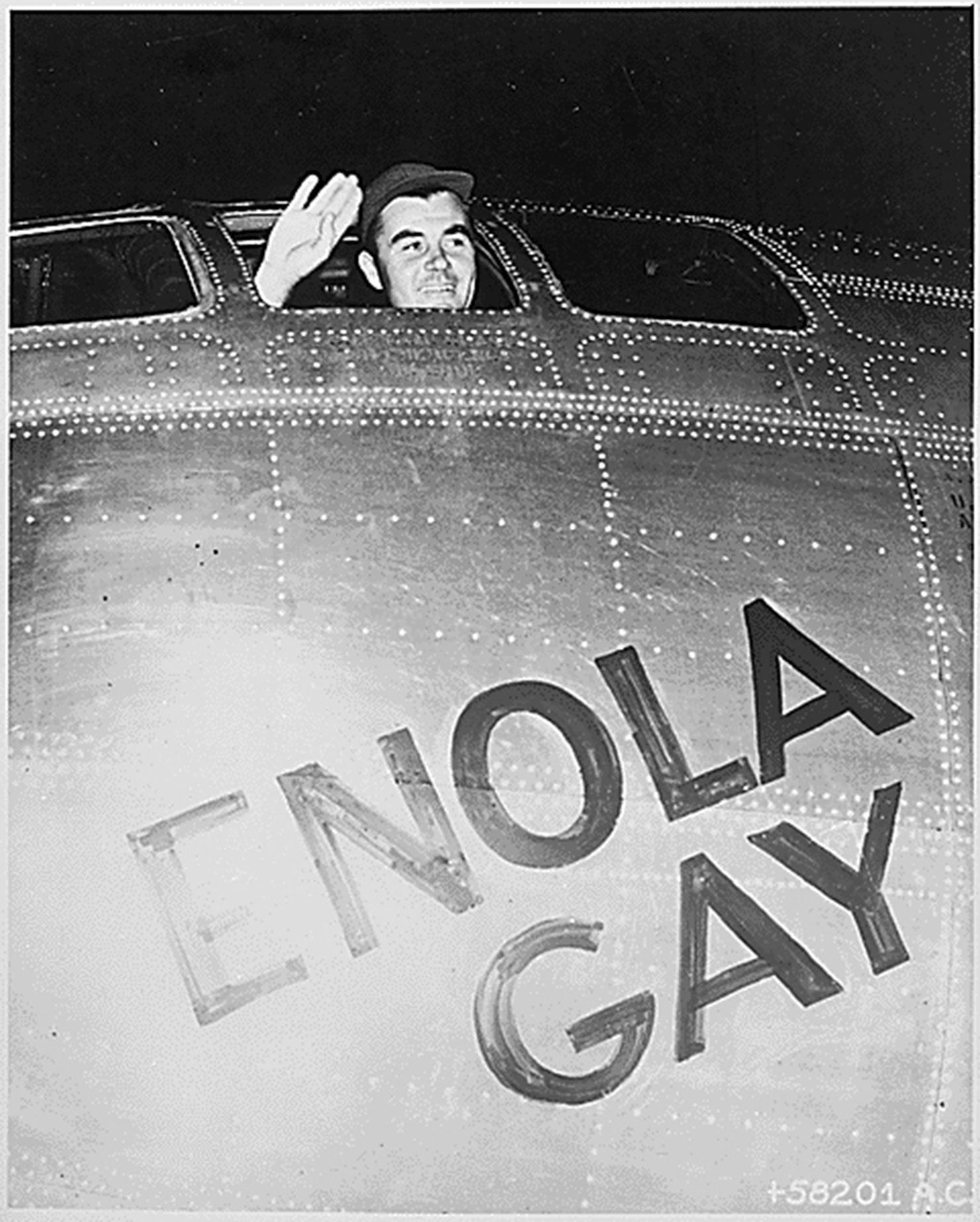 epa04867704 A handout image made available by the US National Archive of Colonel Paul W. Tibbets, Jr., Pilot of the Enola Gay, the Plane that Dropped the Atomic Bomb on Hiroshima, waving from his cockpit before the takeoff, on Tinian island, 06 August 1945. 06 August 2015 marks the 70th anniversary of the atomic bombing on Hiroshima. The US B-29 Superfortress bomber Enola Gay dropped an atomic bomb codenamed 'Little Boy' on Hiroshima on 06 August 1945, killing tens of thousands of people in seconds. By the end of the year, 140,000 people had died from the effects of the bomb. On 09 August 1945 a second atomic bomb was exploded over Nagasaki, killing more than 73,000 people. The 'Little Boy' was the first ever nuclear bomb dropped on a city and a crucial turn that led to Japan's surrender in WWII.  EPA/US NATIONAL ARCHIVE / HANDOUT  HANDOUT EDITORIAL USE ONLY