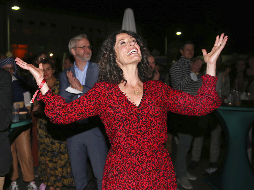 Berlin mayoral candidate Bettina Jarasch of the Green Party reacts as she arrives at an election party in Berlin after parliamentary elections Sunday Sept. 26, 2021. (Christoph Soeder/dpa via AP)