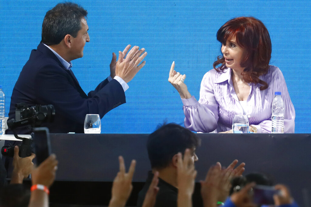 Argentina's Vice President Cristina Fernandez talks with Sergio Massa, Chamber of Deputies president, during the 