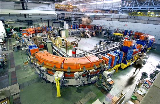 The ring will accumulate lead ions for the LHC. The aim of the LEIR team: producing the kind of beam required for first lead-ion collisions in the LHC in 2008. (© CERN )