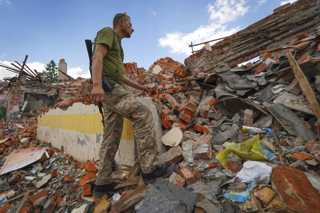Guerra in Ucraina (AP Photo/Andrii Marienko)
