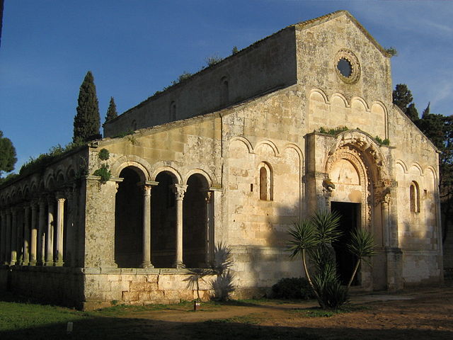hiesa di Santa Maria di Cerrate, Lecce (Wikipedia, autore Marzoide88 at Italian Wikipedia)