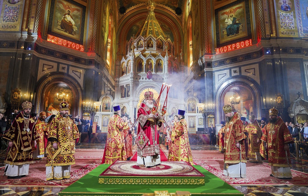 Russian Orthodox Church Patriarch Kirill, center, conducts an Orthodox Easter service in the Christ the Savior Cathedral, in Moscow, Russia, Sunday, April 16, 2023. (Oleg Varov, Russian Orthodox Church Press Service via AP)
