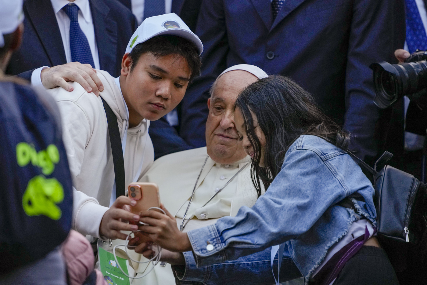 Pope Francis sees off children leaving from the Vatican's train station and who took part in an audience he gave to the children from all over the world in the Paul VI Hall at The Vatican, Monday, Nov. 6, 2023. (AP Photo/Alessandra Tarantino)