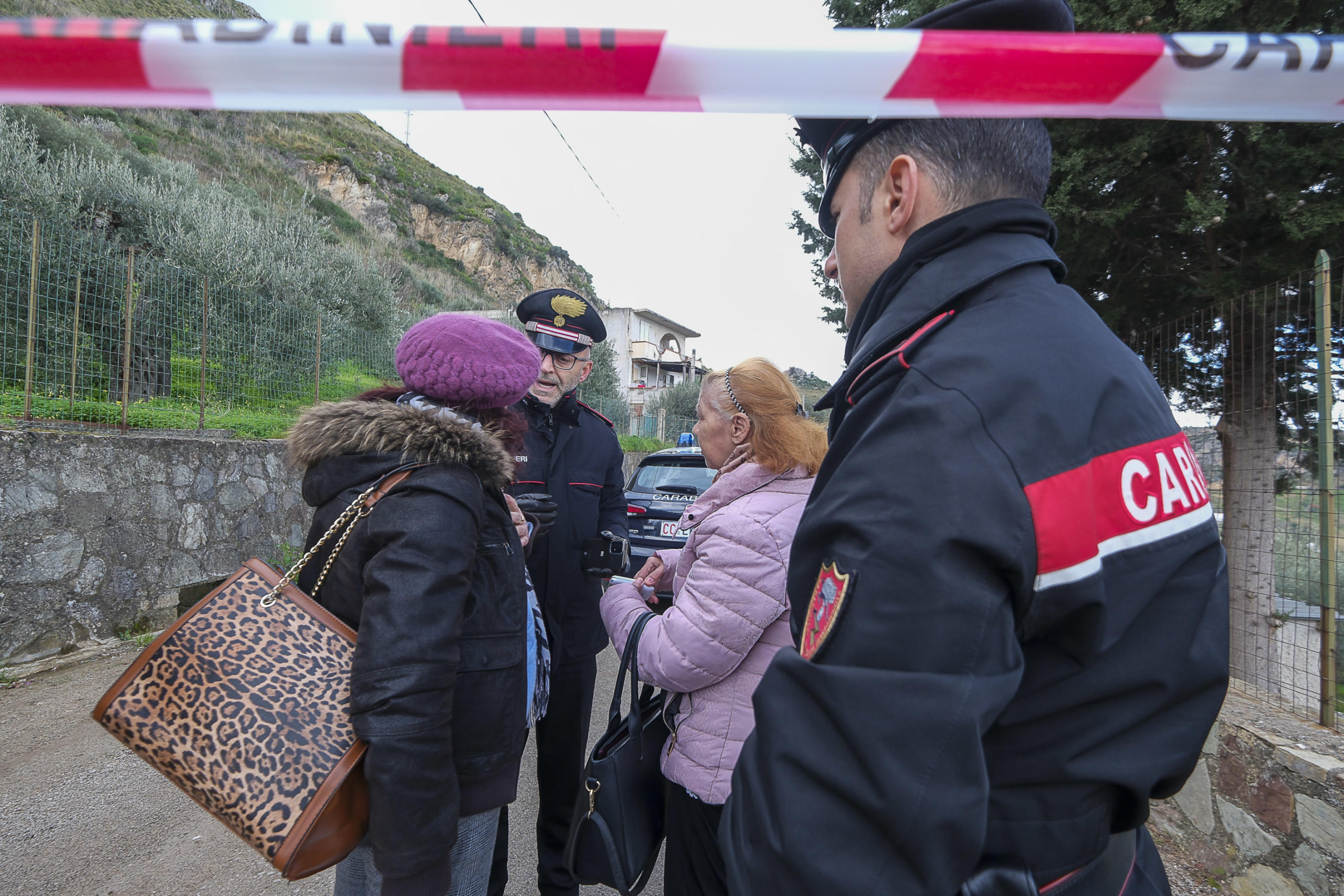Strage di Palermo: uccide moglie e due figli, poi si consegna ai carabinieri. (Foto di ANSA/IGOR PETYX) 