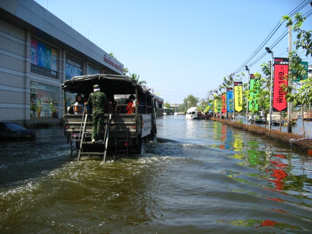 Thailandia alluvione