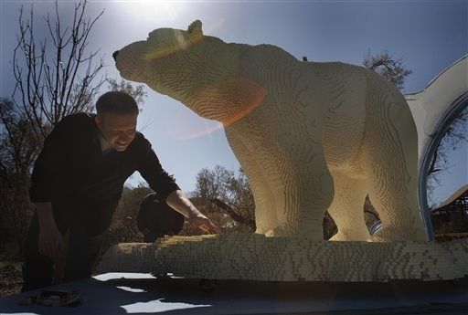 Orso fatto con i Lego a Salt Lake City