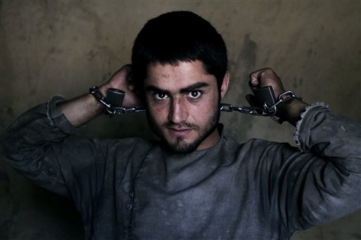 Amanullah ragazzo afghano