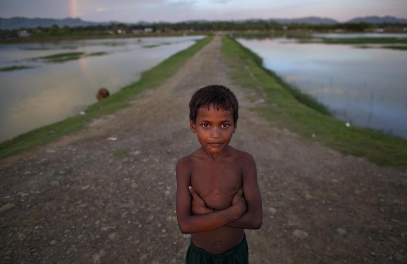 Bambino in Birmania