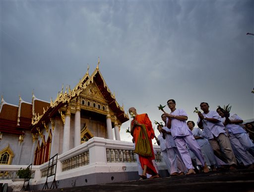 Giorno sacro del buddismo a Bangkok