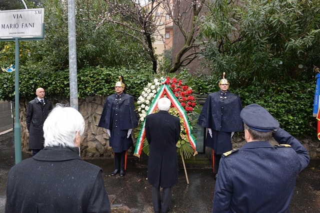 Mattarella depone corona di fiori per Aldo Moro (foto Quirinale)