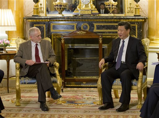 Il presidente cinese con Jeremy Corbyn