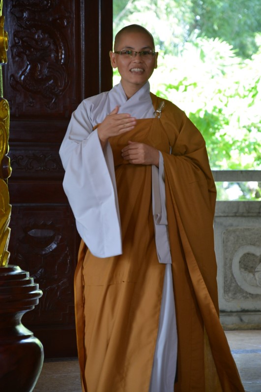 Monache buddiste