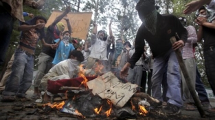 Tre scuole cristiane attaccate in Kashmir