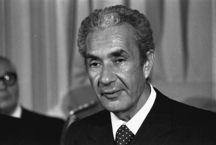 L'impegno della D.C 1963 Relazione di Aldo Moro per la ripresa democratica 