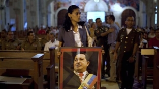 Col fiato sospeso per la salute di Chávez
