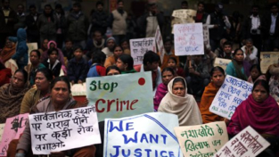India, uomini e donne contro gli stupri
