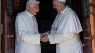 Benedetto XVI è tornato