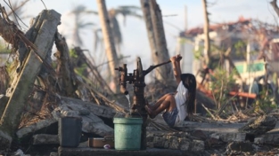 Filippine, un mese dopo il tifone Haiyan