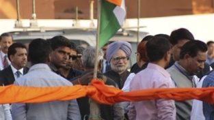 Le scuse di Manmohan Singh a mons. Anil Couto