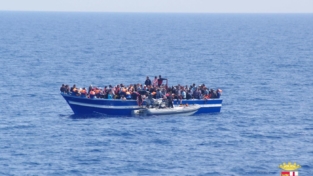 A Palermo continuano gli sbarchi di migranti