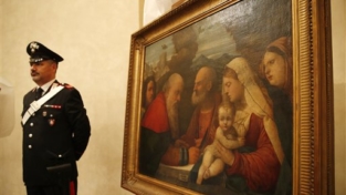 Tre dipinti trafugati dai nazisti tornano in Italia