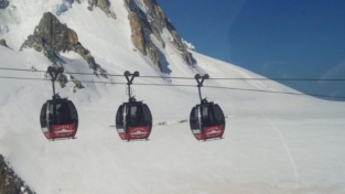 Bloccati in alta quota sul Monte Bianco