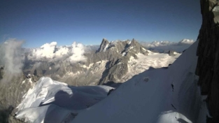 Trovati sul Monte Bianco reperti dell’aereo in cui morì Homi Jehangir Bhabha