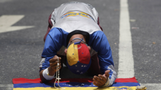 Venezuela, tra protesta e religiosità