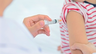 Vaccini: nelle scuole siciliane 191 mila ragazzi da vaccinare