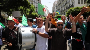 Algeria: di nuovo in piazza, più che mai