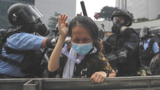 Pechino cede alle proteste, ma fino a quando?