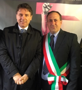 Emanuele Crestini con il presidente del consiglio Giuseppe Conte.
