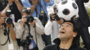 Ad10s Diego, il mito di Maradona non morirà