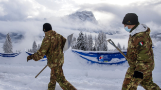 Mondiali di sci: al via lo show di Cortina, con falsa partenza