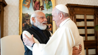 Narendra Modi incontra papa Francesco